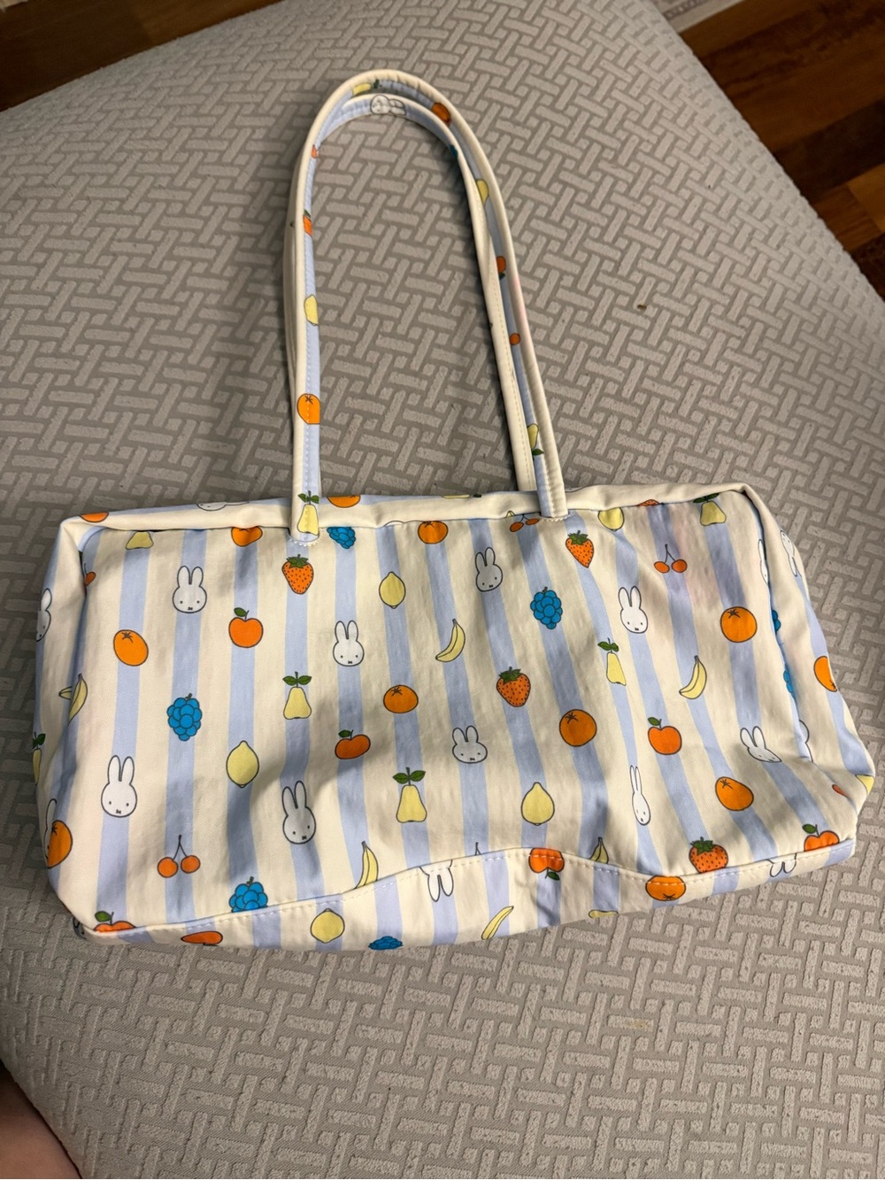 Miffy Baggu MEDIUM bowler bag